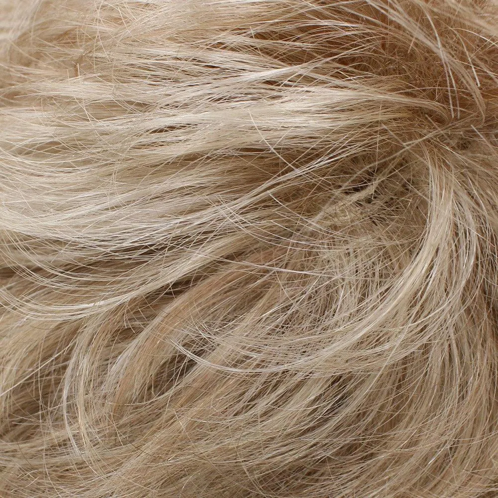 530 Wavy Cher by WIGPRO: Synthetic Wig