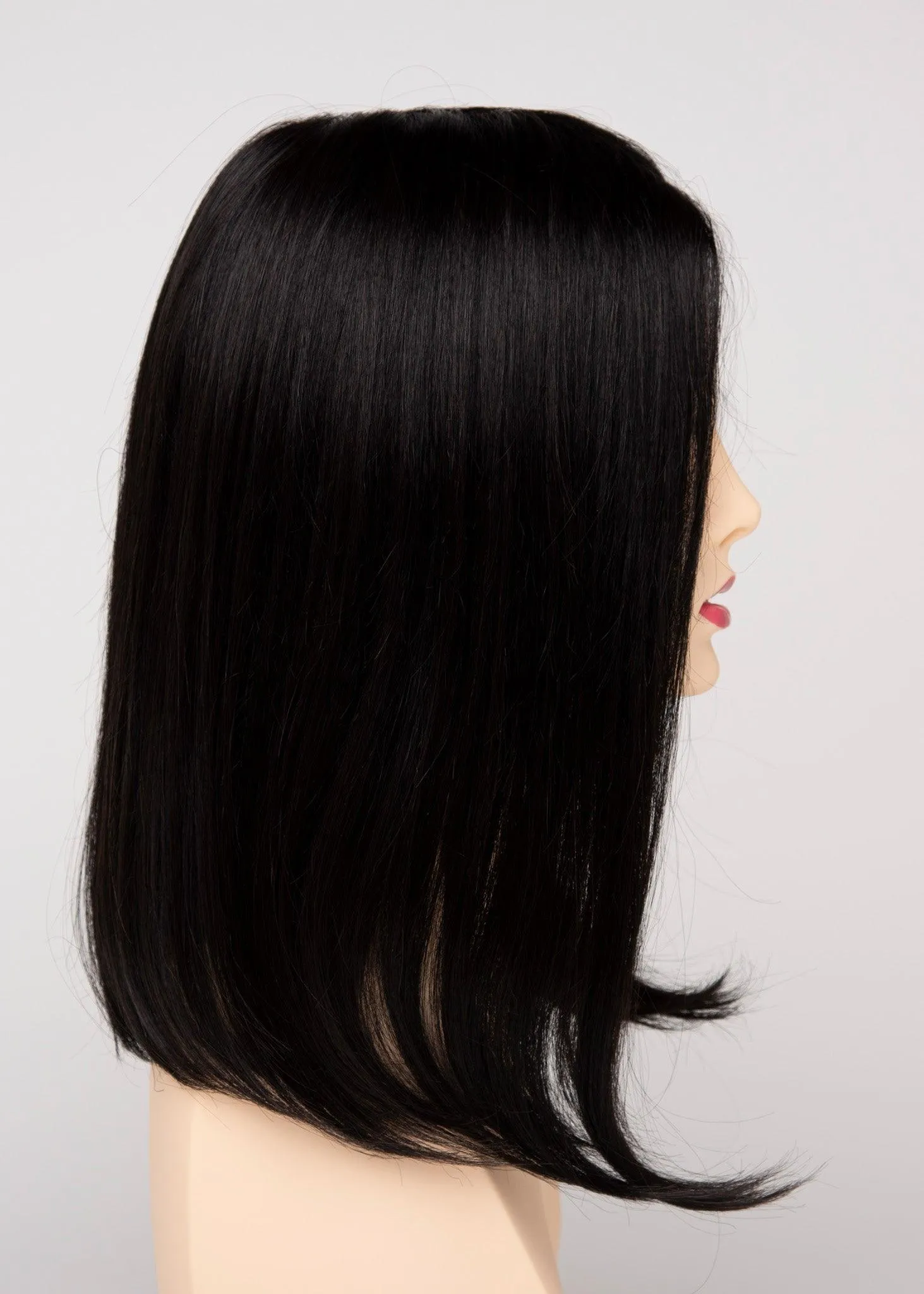 Chelsea Wig by Envy | Human Hair Blend (Hand-Tied Lace Front Mono Top)