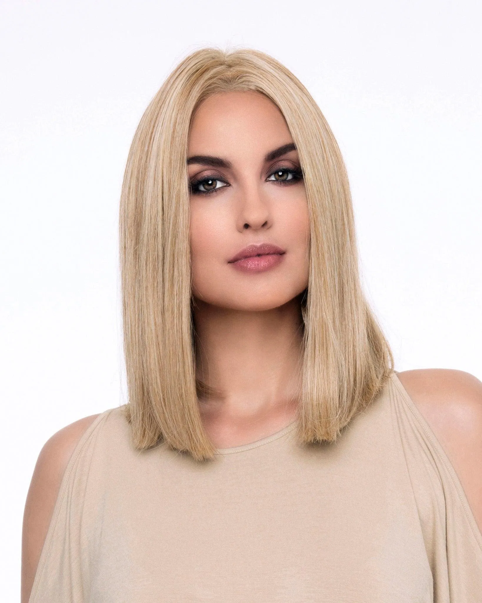 Chelsea Wig by Envy | Human Hair Blend (Hand-Tied Lace Front Mono Top)