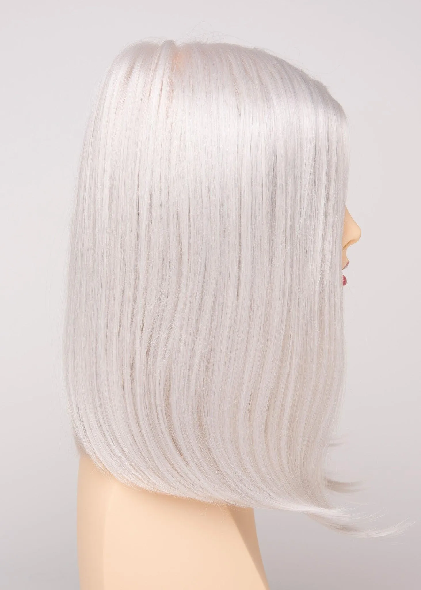 Chelsea Wig by Envy | Human Hair Blend (Hand-Tied Lace Front Mono Top)